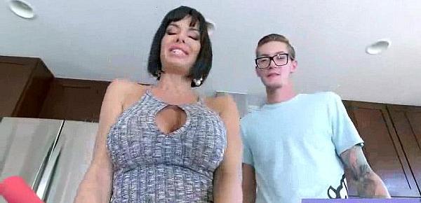  Hot Action Sex Tape With Busty Nasty Wild Mature Lady (veronica avluv) vid-27